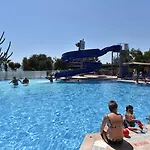 מלון Parkim Ayaz גומבט